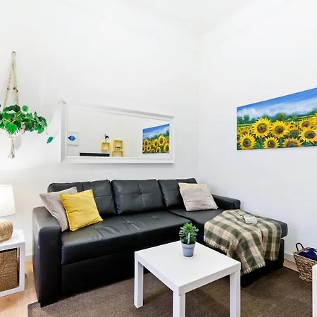 Διαμέρισμα Homely 2bdr In Arroios