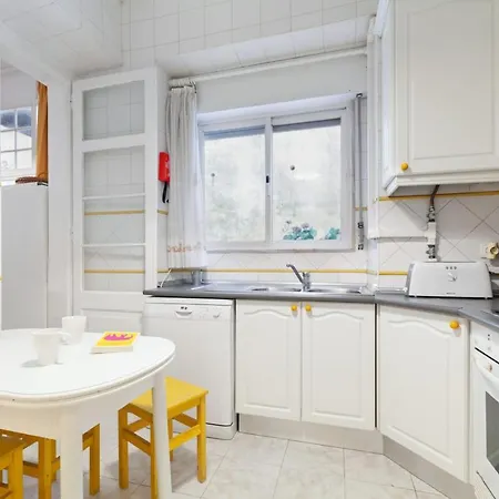 Διαμέρισμα Homely 2bdr In Arroios Lisboa
