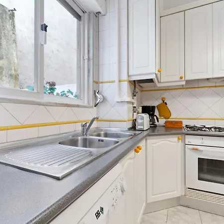 Lägenhet Homely 2bdr In Arroios Lisboa